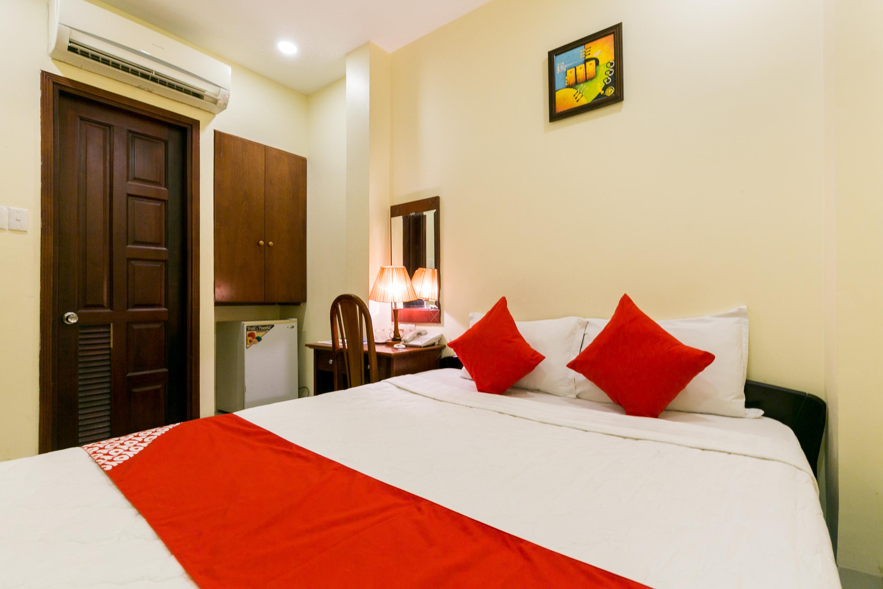 Oyo 422 Nguyen Thanh Hotel Ho Chi Minh City Exterior photo