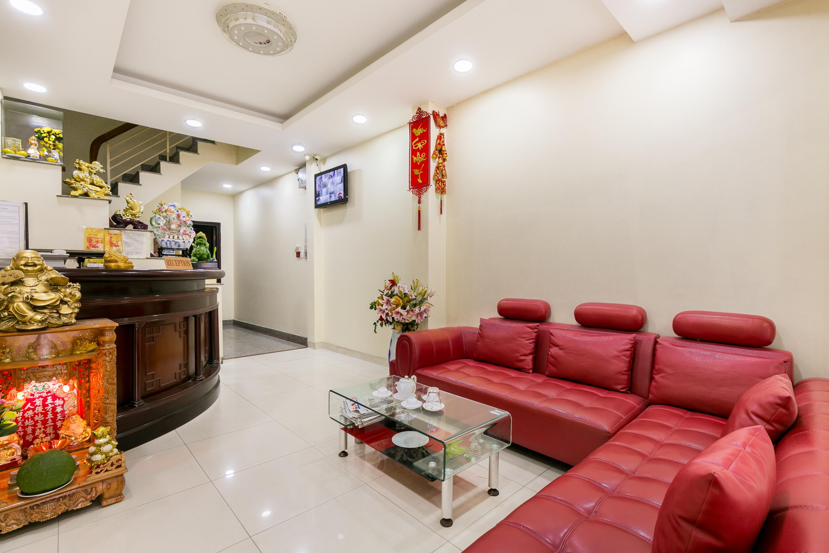 Oyo 422 Nguyen Thanh Hotel Ho Chi Minh City Exterior photo
